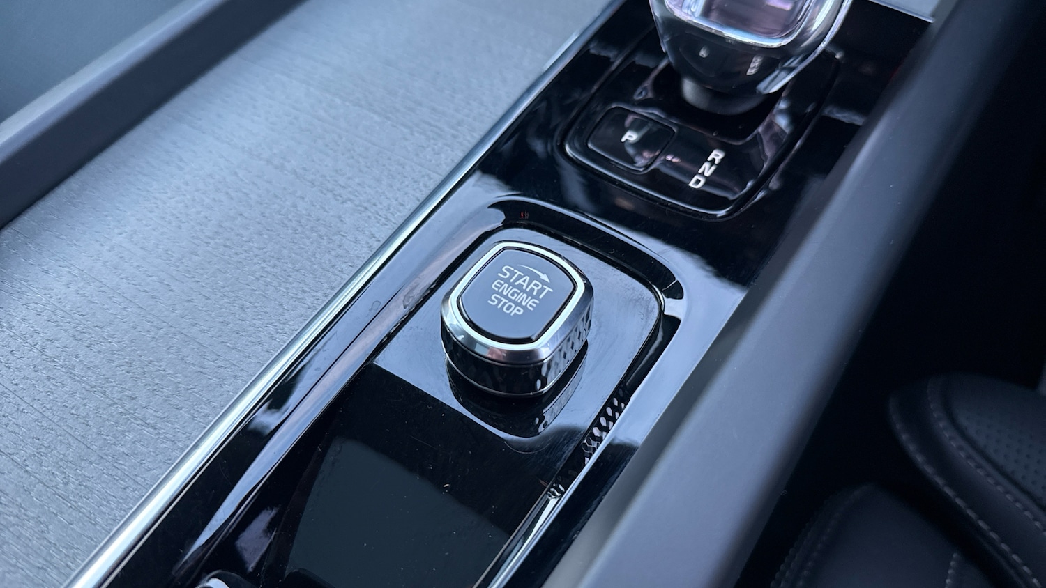 Used Volvo XC60 2025 for sale - 76896786: Photo 25