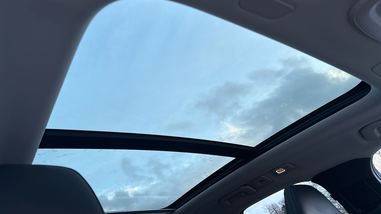 Used Volvo XC60 2025 for sale - 76896786: Photo 29