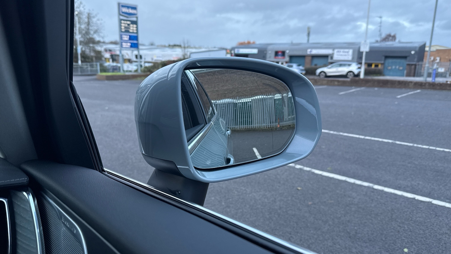 Used Volvo XC60 2025 for sale - 76896786: Photo 30