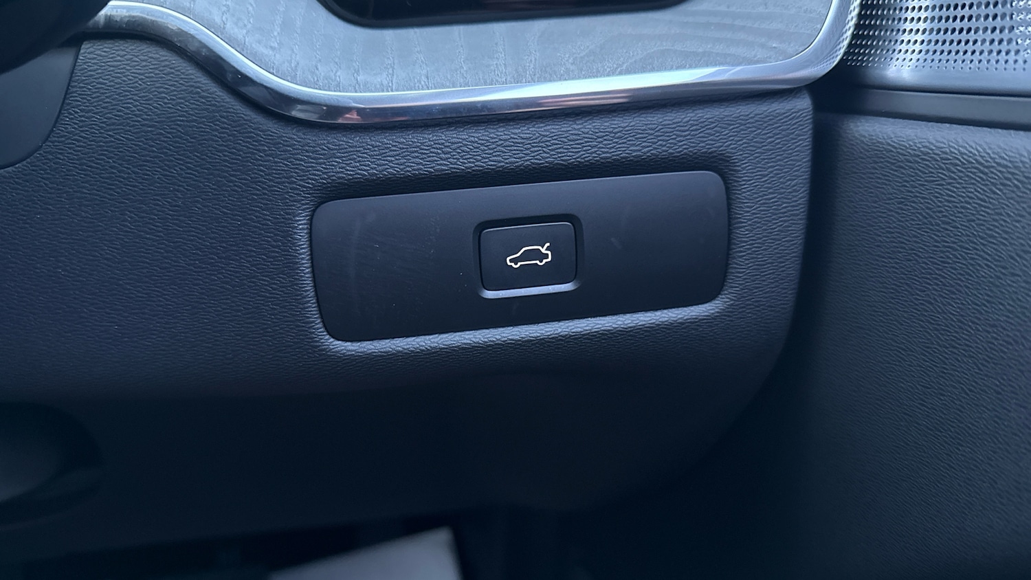 Used Volvo XC60 2025 for sale - 76896786: Photo 32