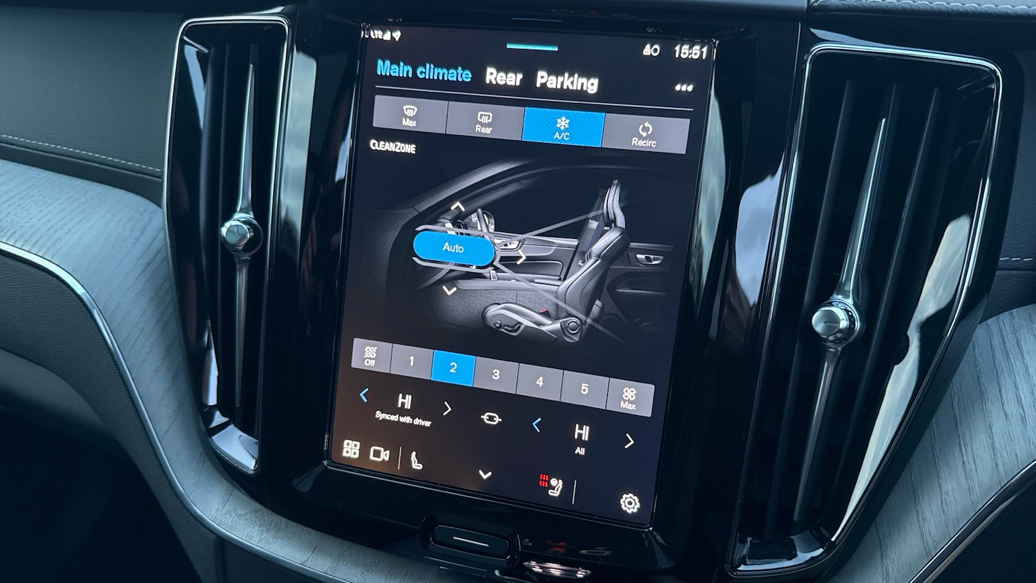 Used Volvo XC60 2025 for sale - 76896786: Photo 37