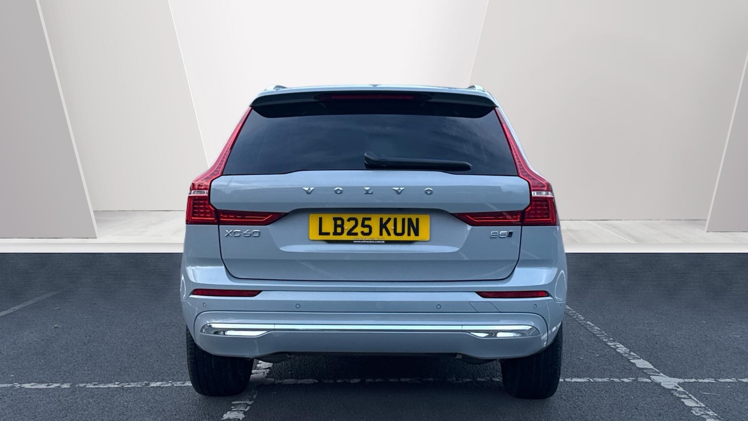 Used Volvo XC60 2025 for sale - 76896786: Photo 7