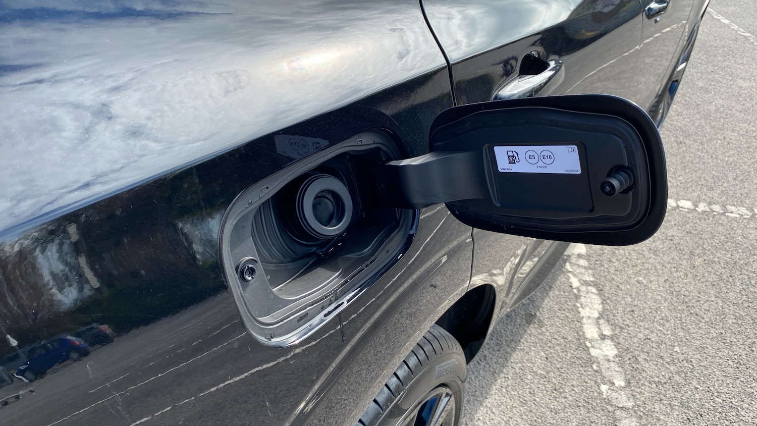 Used Volvo XC60 2025 for sale - 78067383: Photo 16