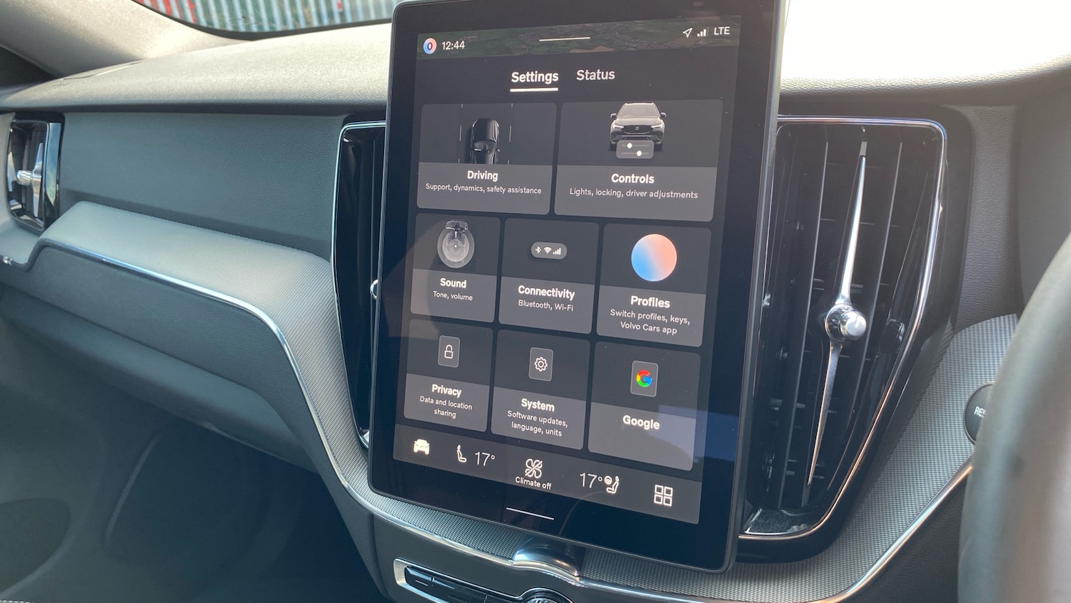 Used Volvo XC60 2025 for sale - 78067383: Photo 17