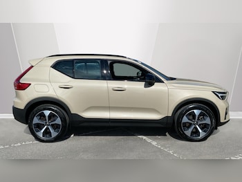 Used Volvo XC40 2025 for sale - 79150075: Photo