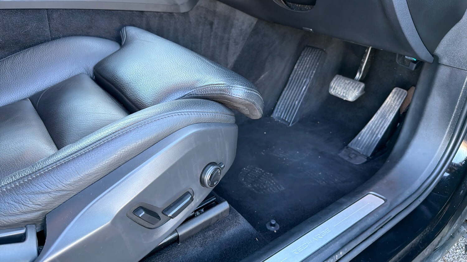 Used Volvo XC60 2023 for sale - 76653235: Photo 29