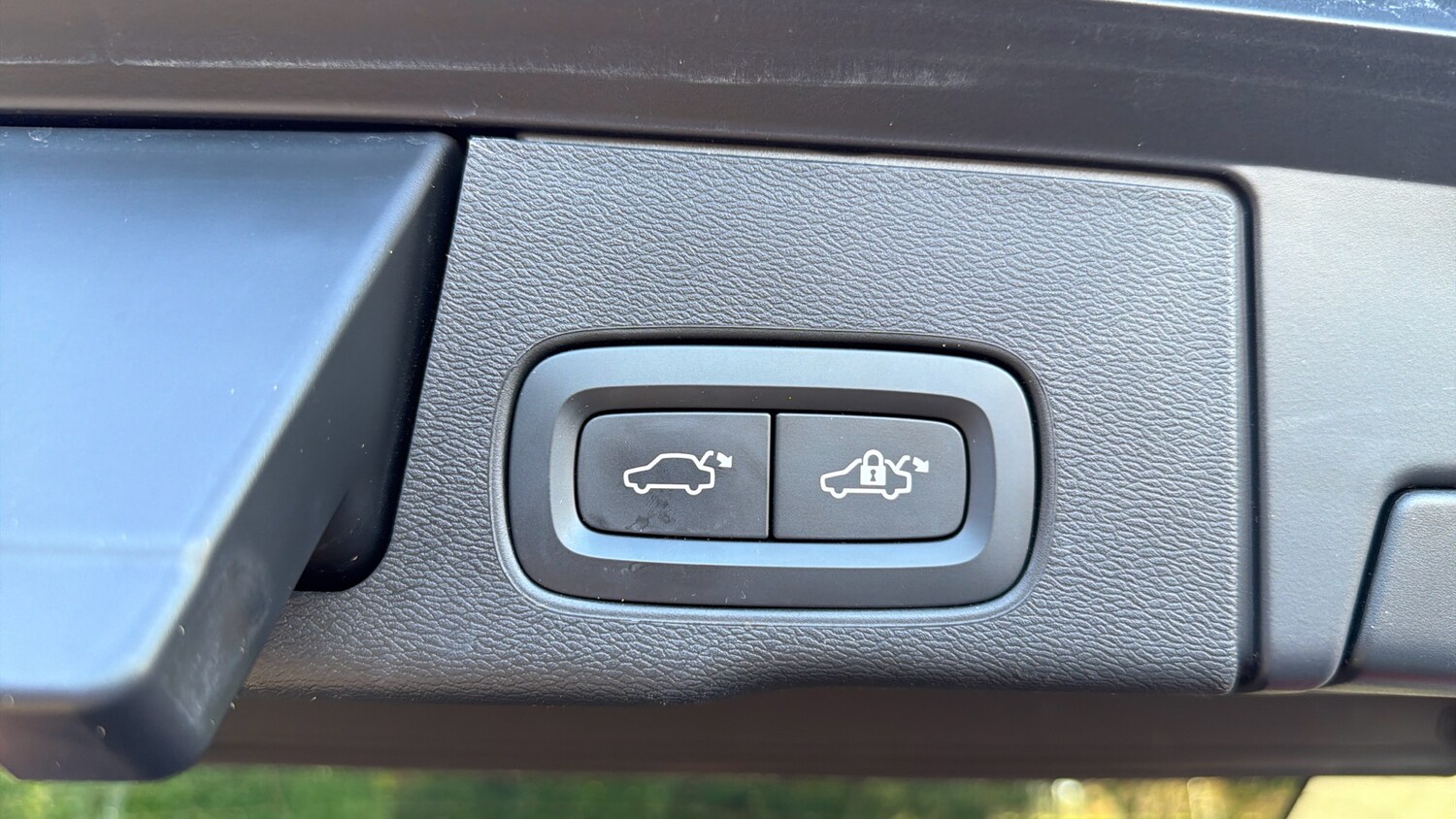 Used Volvo XC60 2023 for sale - 76653235: Photo 33