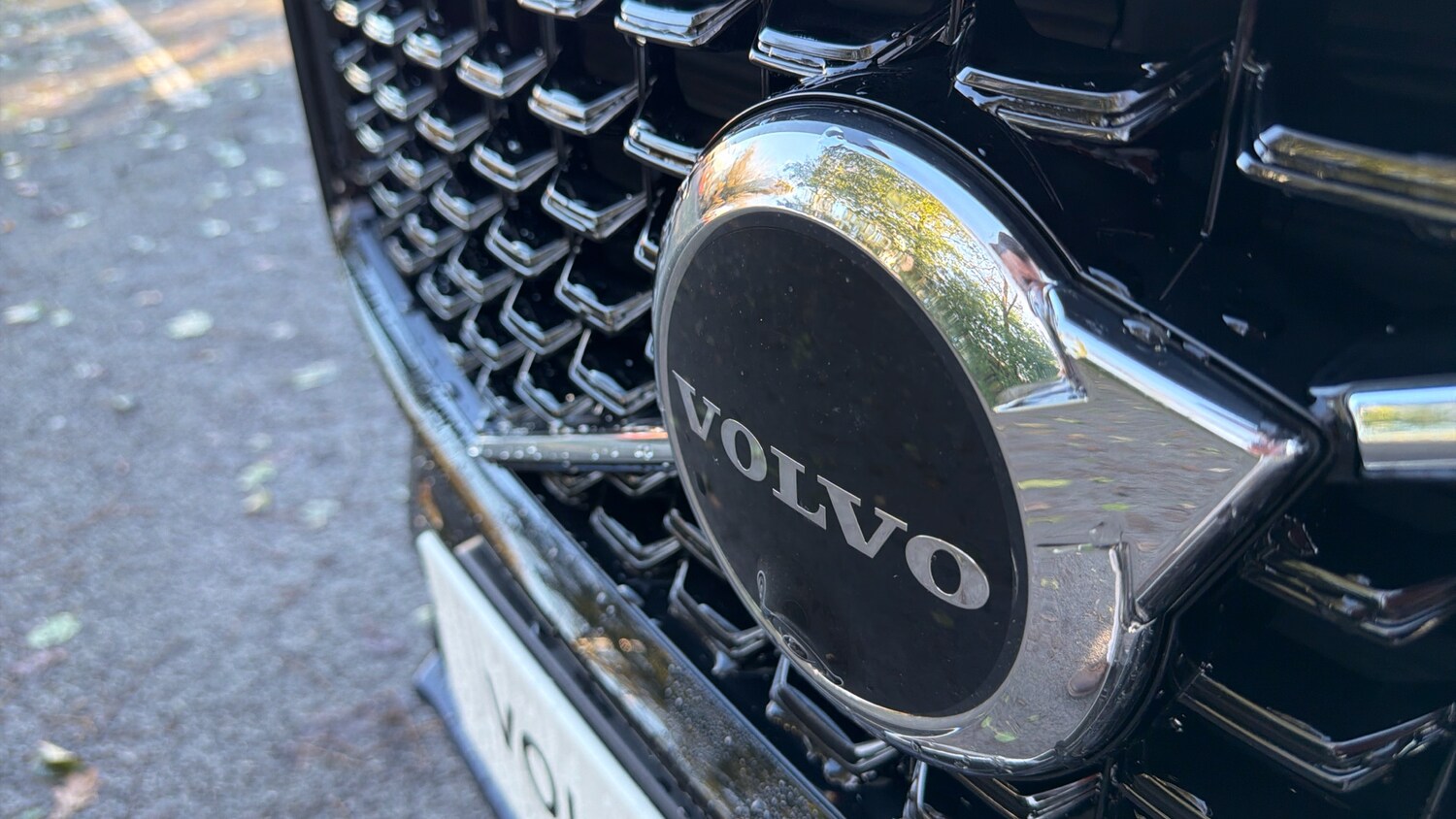 Used Volvo XC60 2023 for sale - 76653235: Photo 36