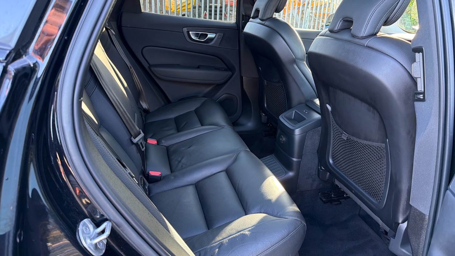 Used Volvo XC60 2023 for sale - 76653235: Photo 6