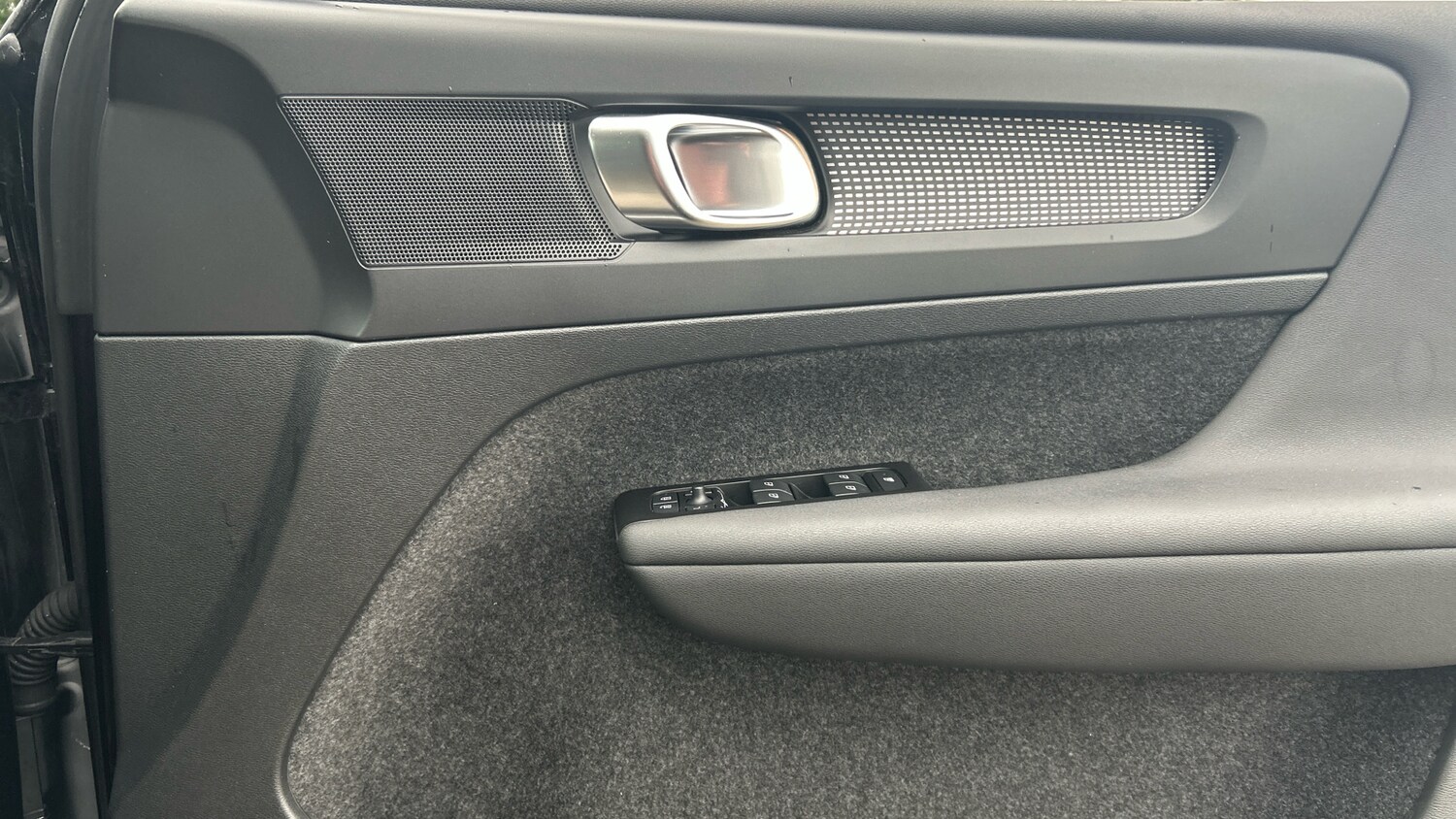 Used Volvo XC40 2022 for sale - 76653229: Photo 28