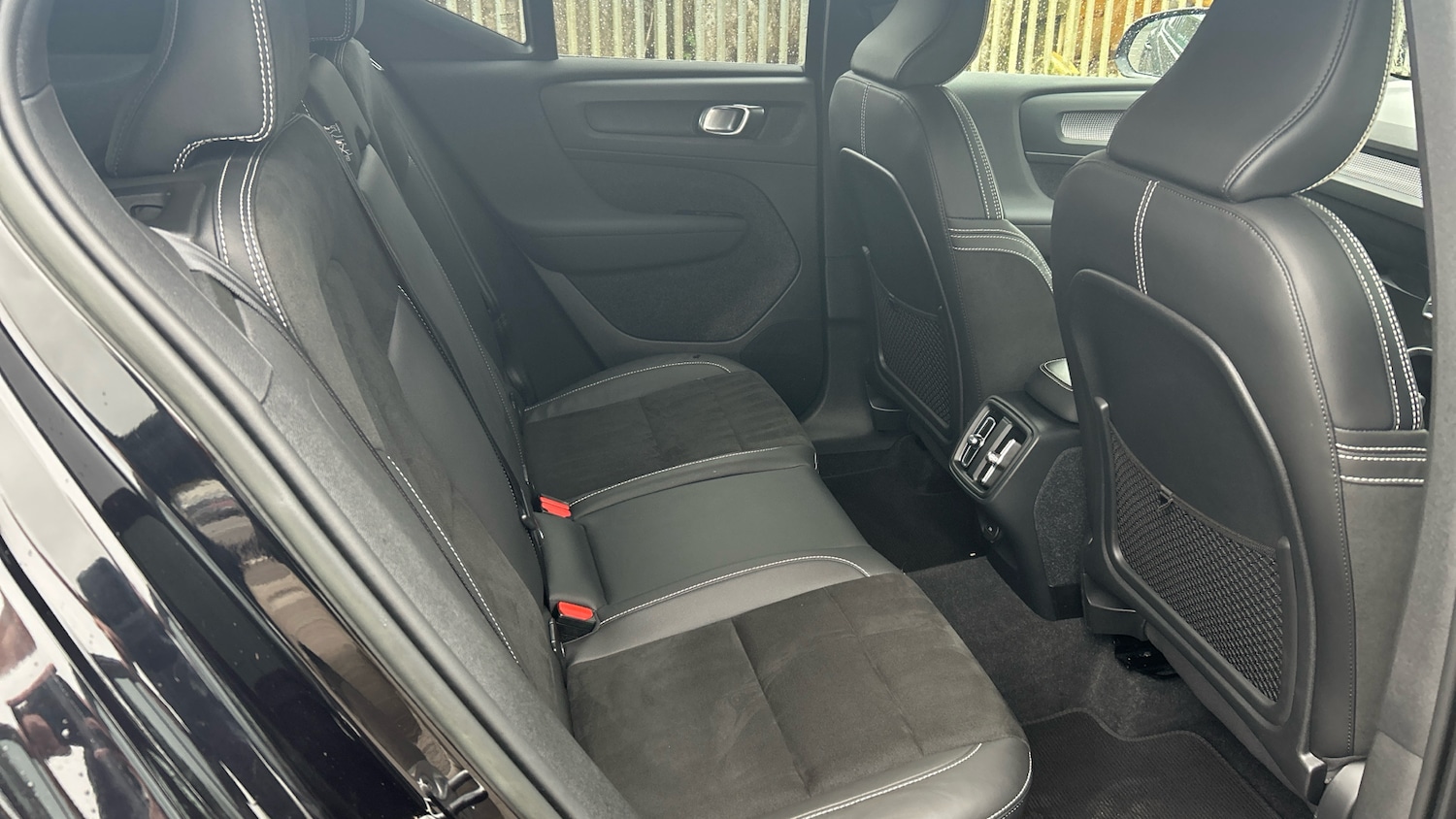 Used Volvo XC40 2022 for sale - 76653229: Photo 6