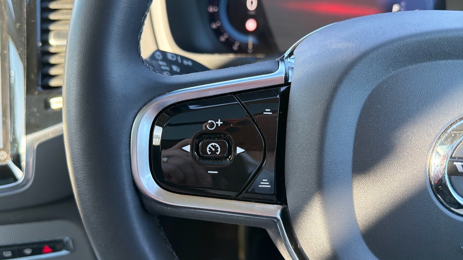 Used Volvo XC90 2022 for sale - 76653253: Photo 20