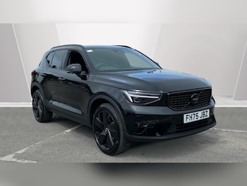 Used Volvo XC40 2026 for sale - 79343728: Photo