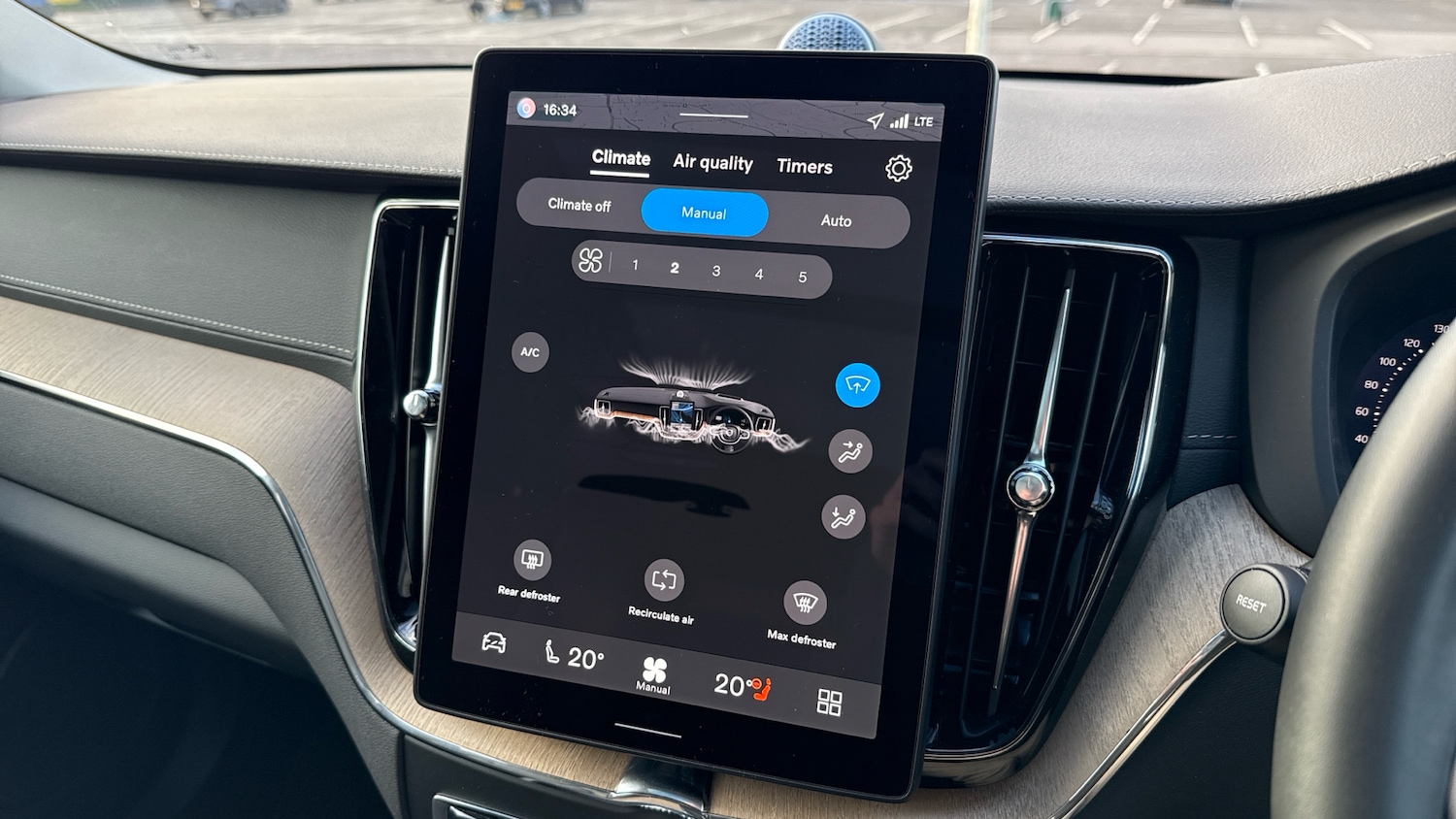 Used Volvo XC60 2025 for sale - 77715267: Photo 33