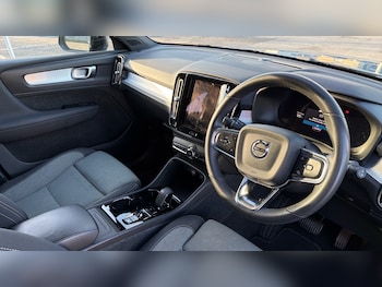 Used Volvo XC40 2022 for sale - 77069548: Photo