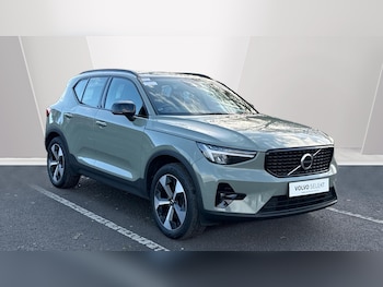 2024 (74) - 2.0 B3P Plus Dark 5dr Auto Petrol Estate