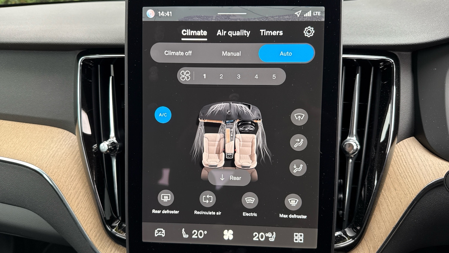 Used Volvo XC60 2025 for sale - 76835322: Photo 37