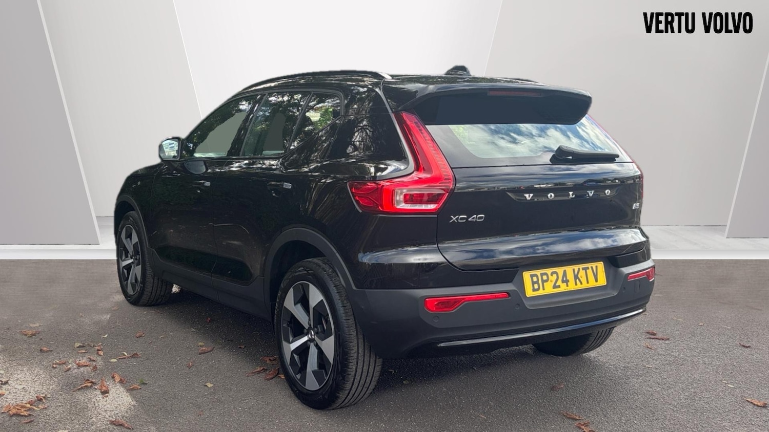Used Volvo XC40 2024 for sale - 75895300: Photo 2
