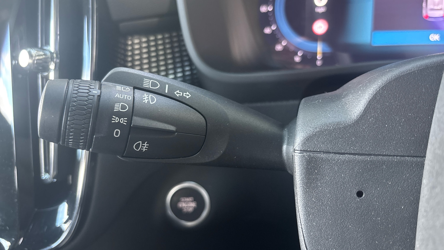 Used Volvo XC40 2024 for sale - 75895300: Photo 23