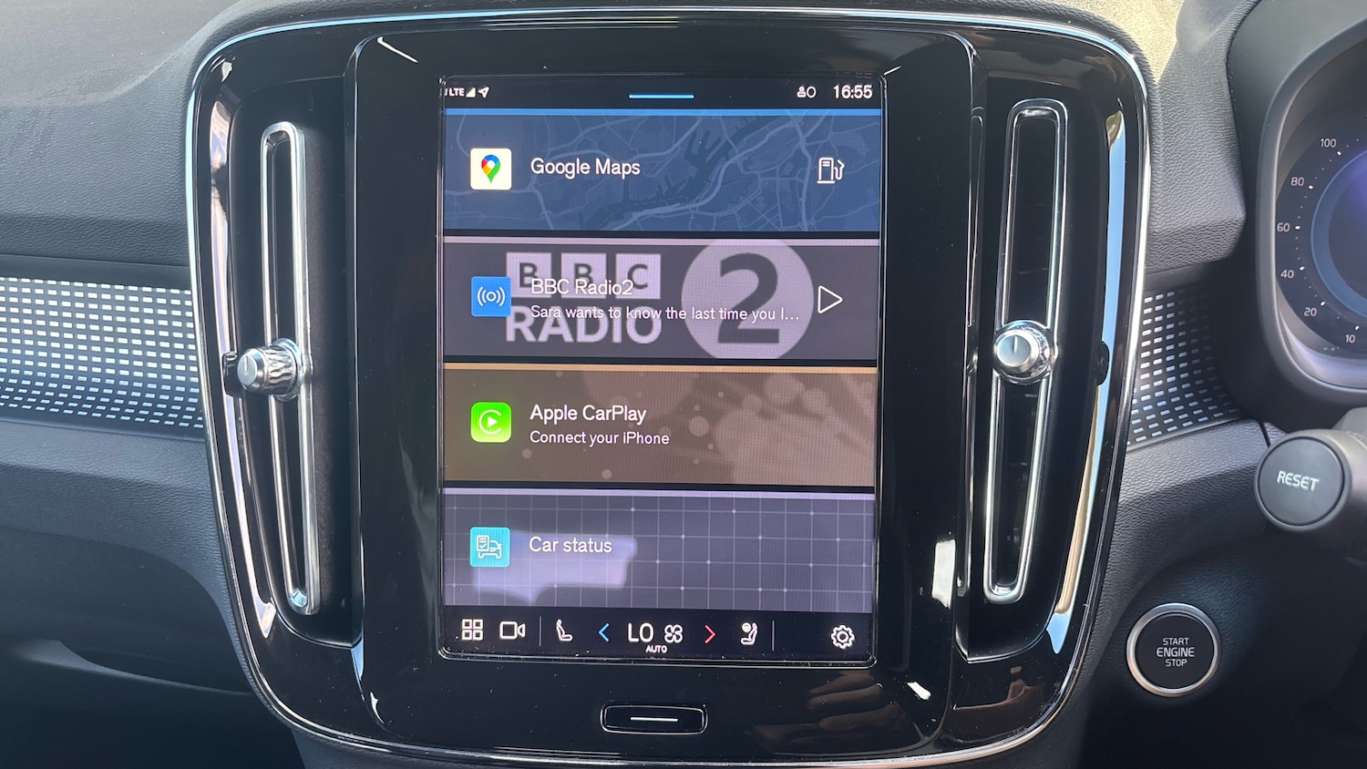 Used Volvo XC40 2024 for sale - 75895300: Photo 31