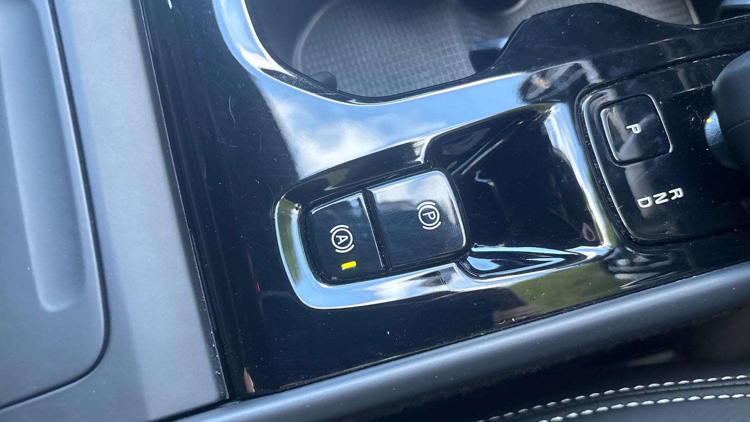 Used Volvo XC40 2024 for sale - 75895300: Photo 37