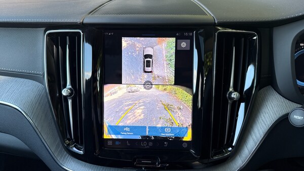 Used Volvo XC60 2024 for sale - 75470960: Photo 32