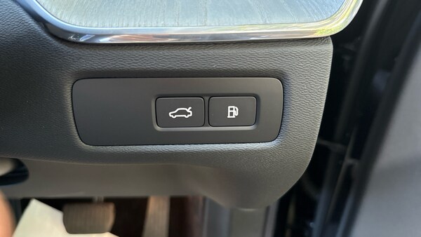 Used Volvo XC60 2024 for sale - 75470960: Photo 40