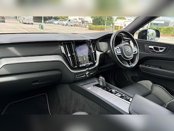 Used Volvo XC60 2021 for sale - 75628063: Photo
