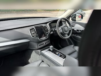 Used Volvo XC90 2023 for sale - 75034960: Photo