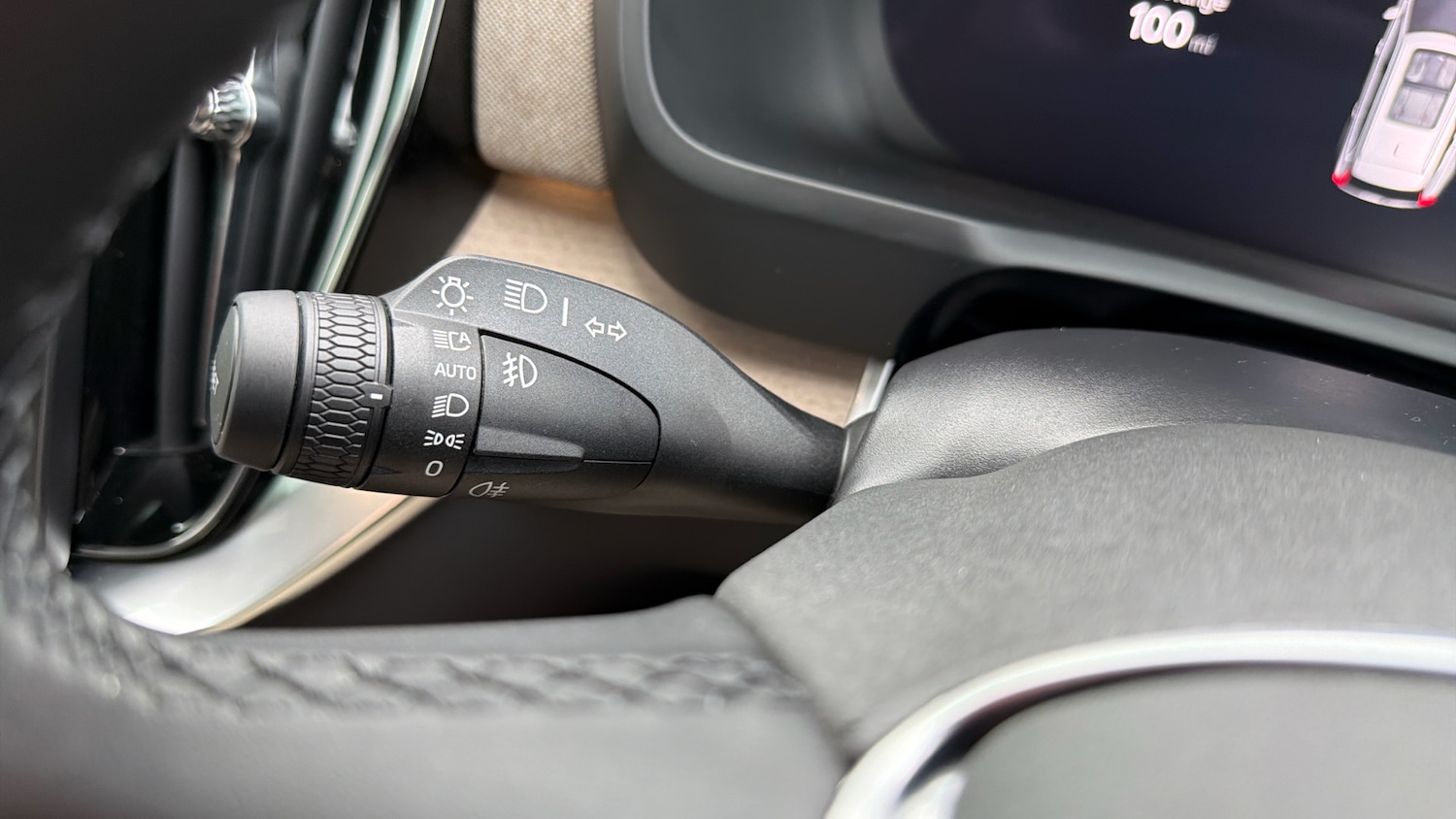 Used Volvo XC90 2025 for sale - 76653238: Photo 24