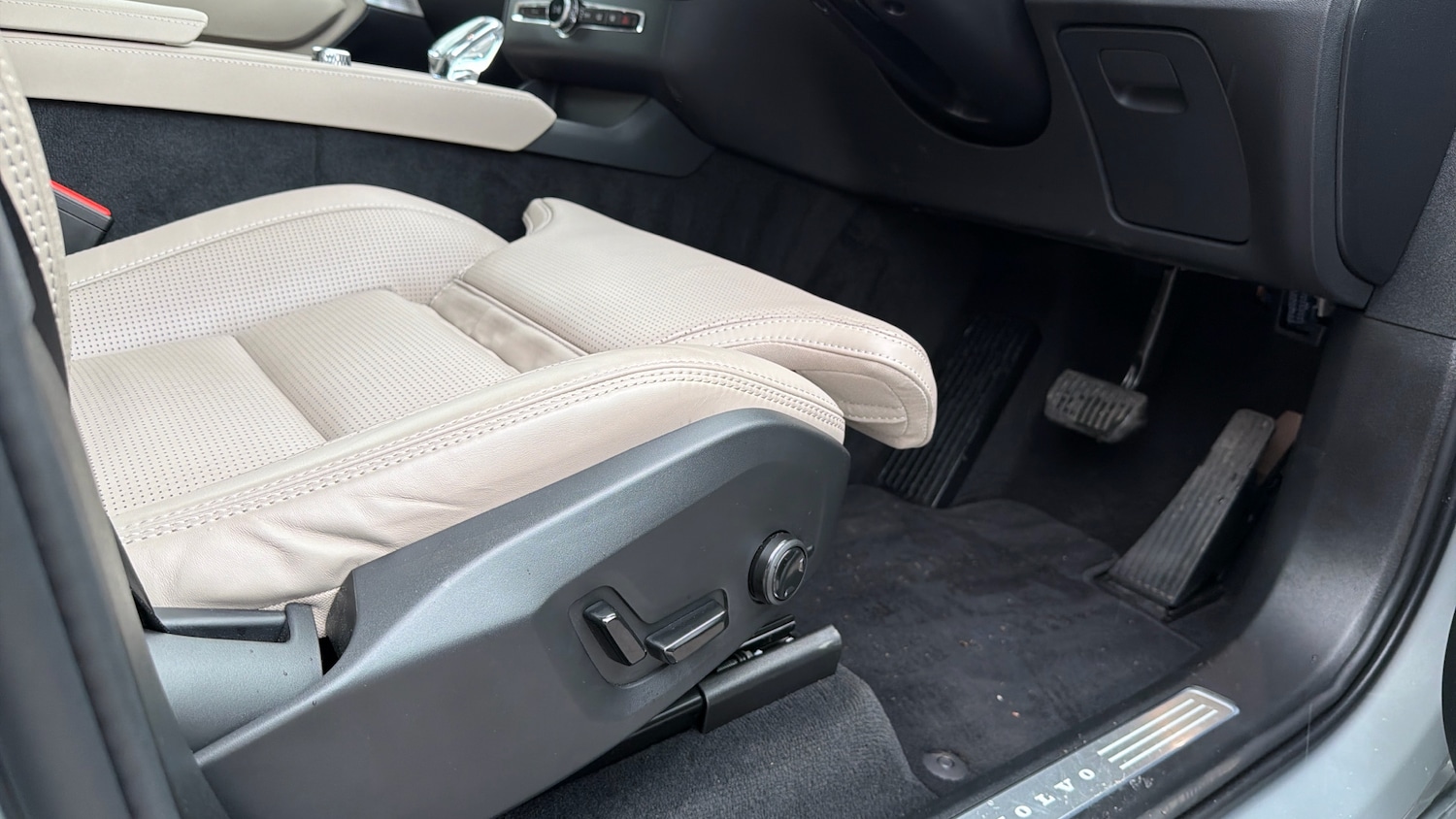 Used Volvo XC90 2025 for sale - 76653238: Photo 27