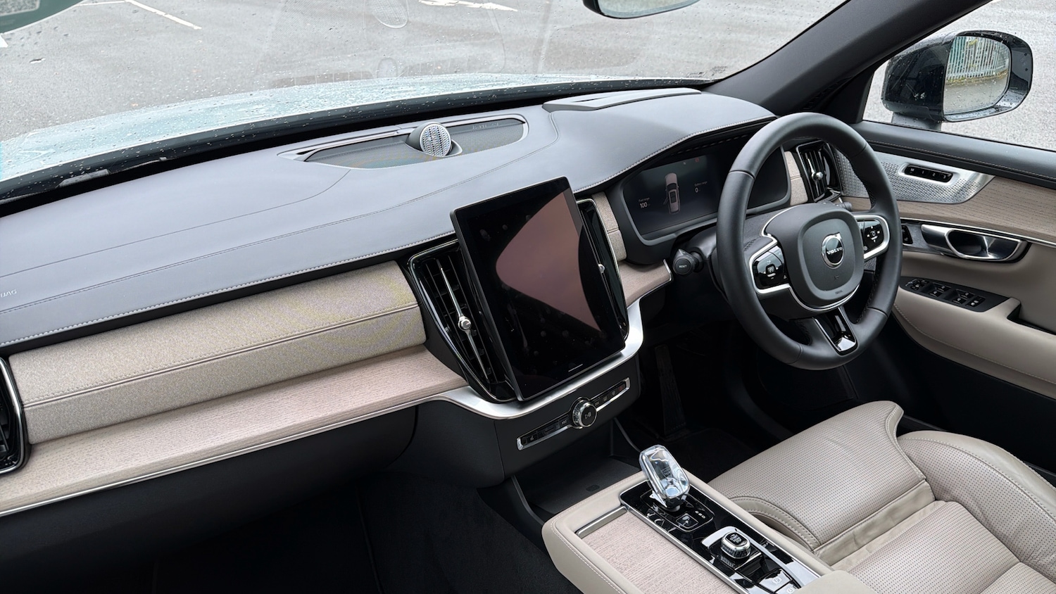 Used Volvo XC90 2025 for sale - 76653238: Photo 4