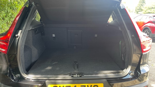 Used Volvo XC40 2024 for sale - 75407379: Photo 17