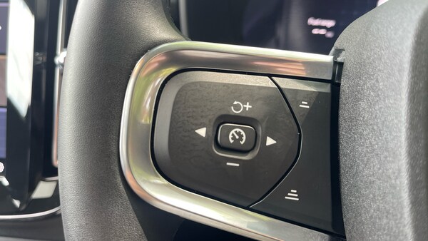 Used Volvo XC40 2024 for sale - 75407379: Photo 18