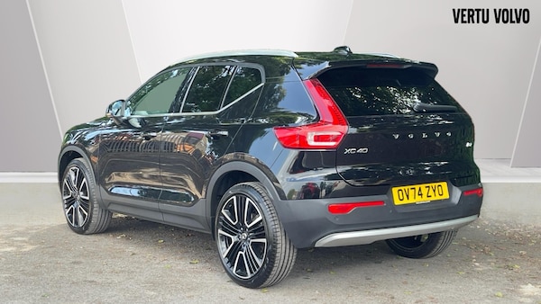 Used Volvo XC40 2024 for sale - 75407379: Photo 2