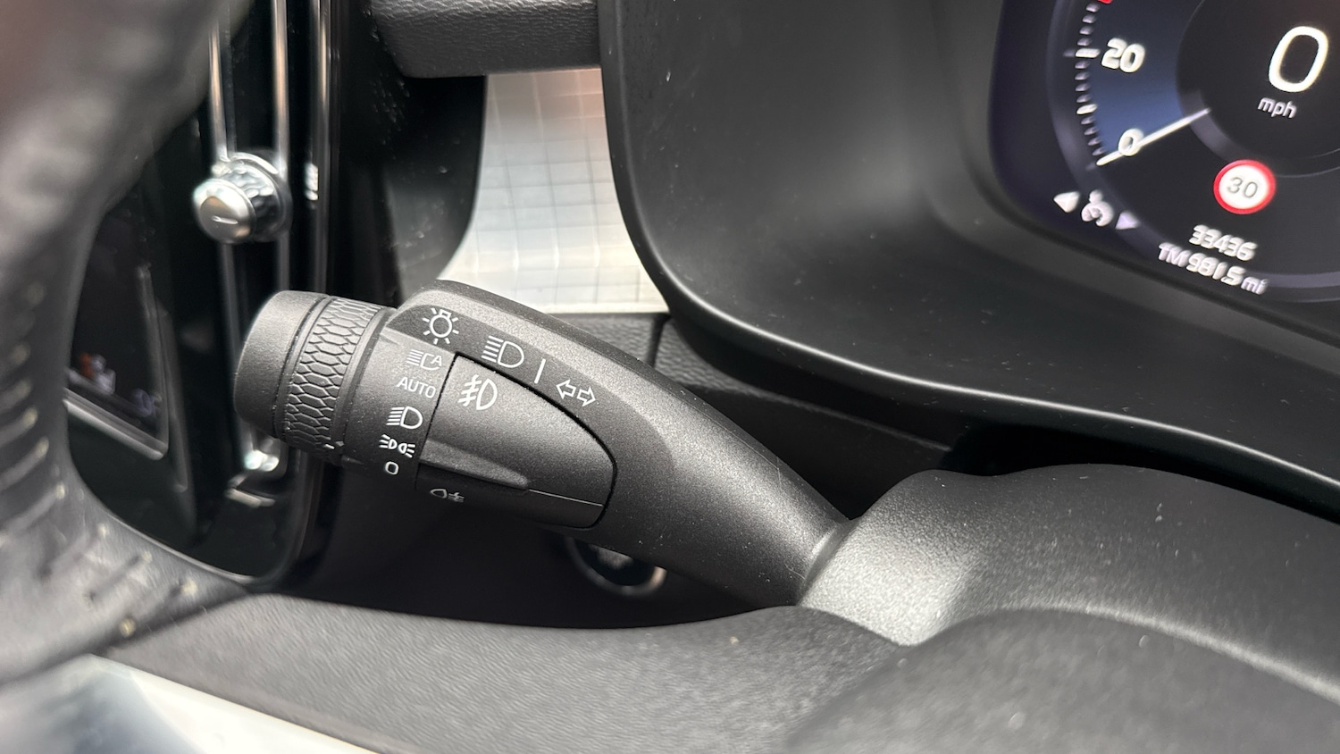 Used Volvo XC40 2021 for sale - 77435612: Photo 18