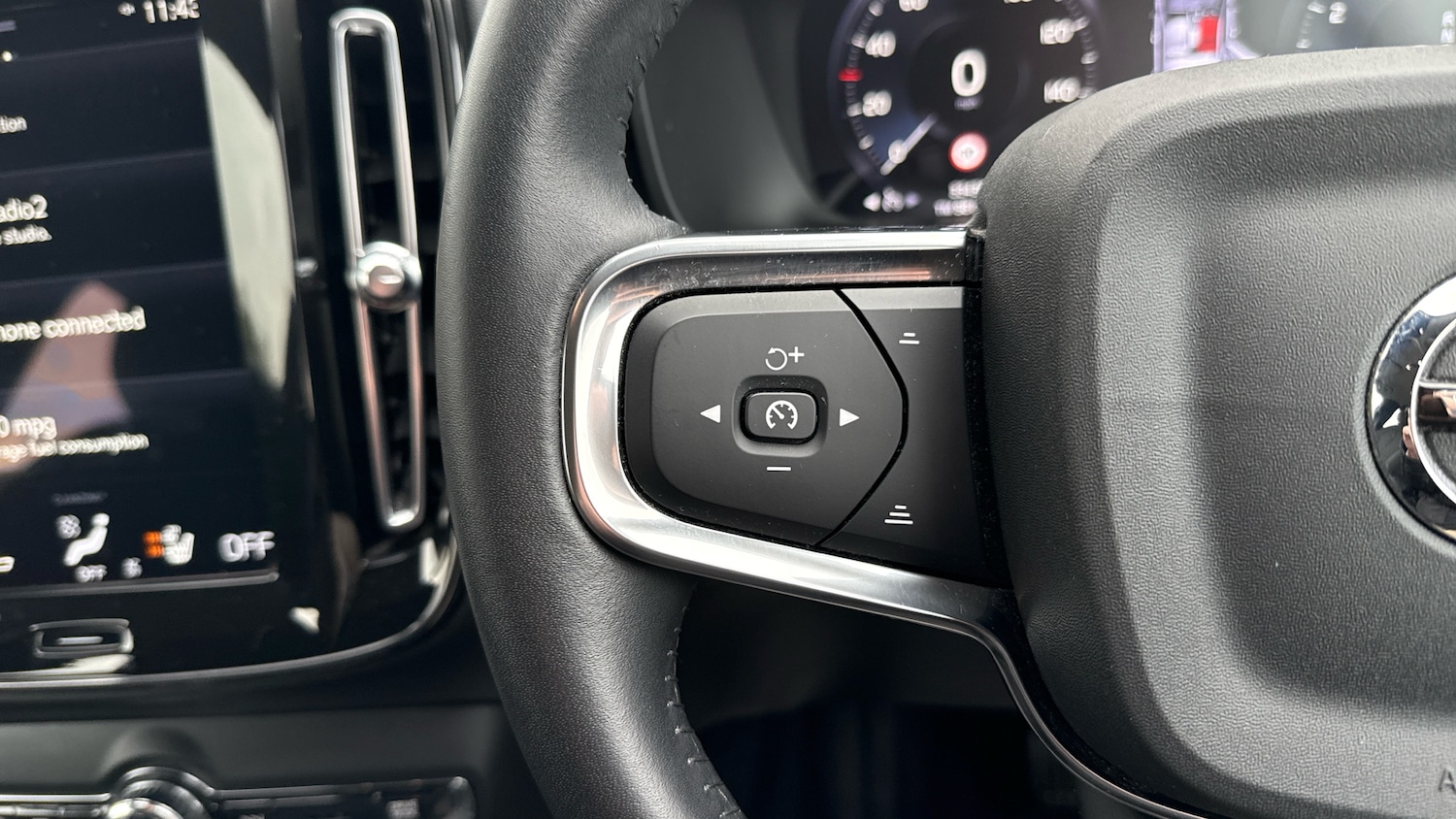 Used Volvo XC40 2021 for sale - 77435612: Photo 19