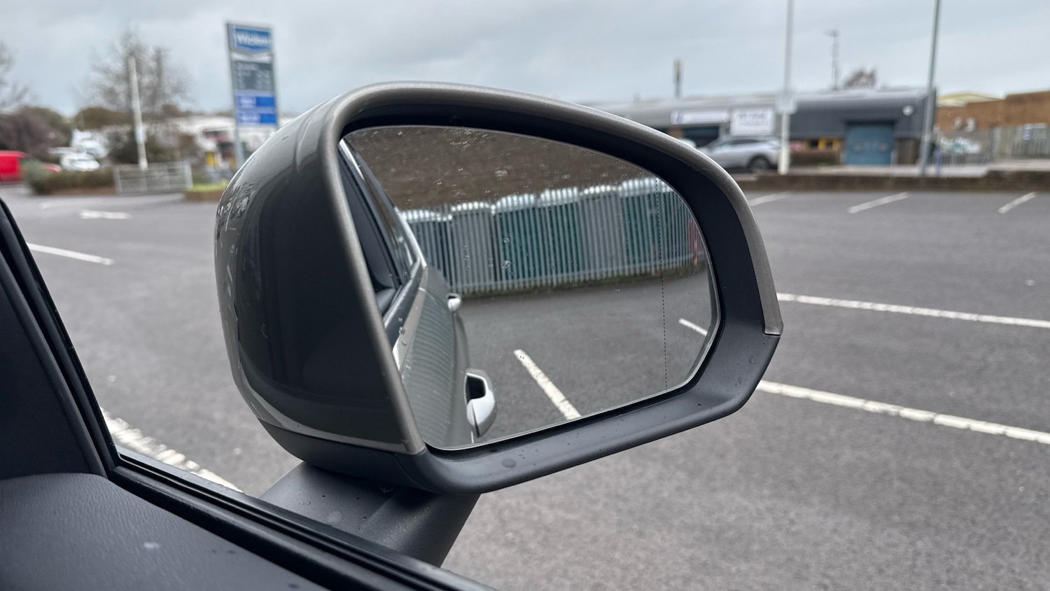 Used Volvo XC40 2021 for sale - 77435612: Photo 28