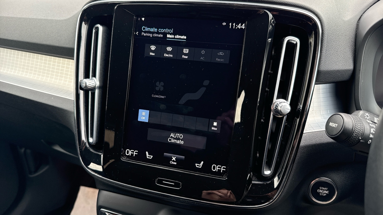 Used Volvo XC40 2021 for sale - 77435612: Photo 34