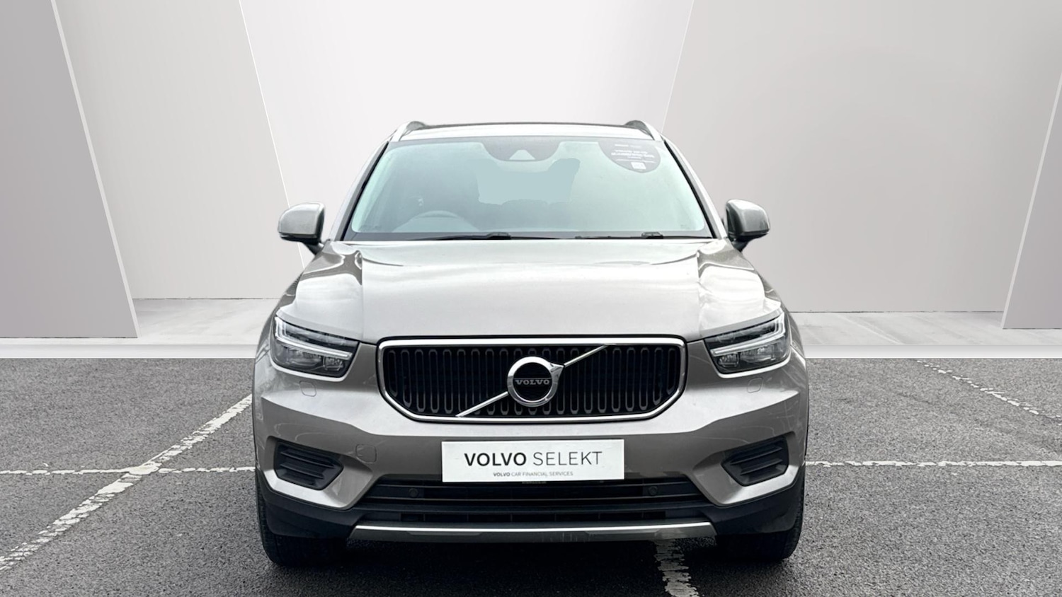 Used Volvo XC40 2021 for sale - 77435612: Photo 8
