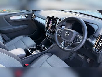 Used Volvo XC40 2023 for sale - 79693742: Photo