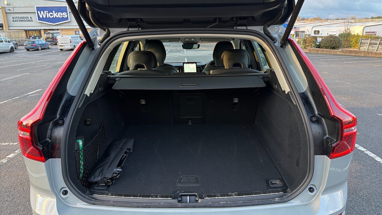 Used Volvo XC60 2025 for sale - 76835334: Photo 13