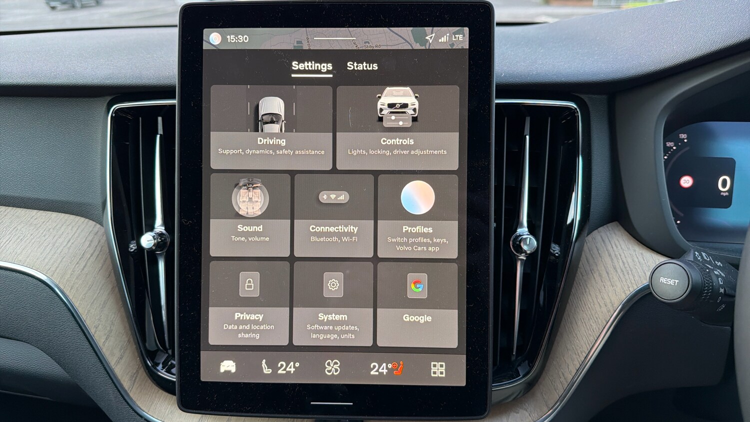 Used Volvo XC60 2025 for sale - 76835334: Photo 16