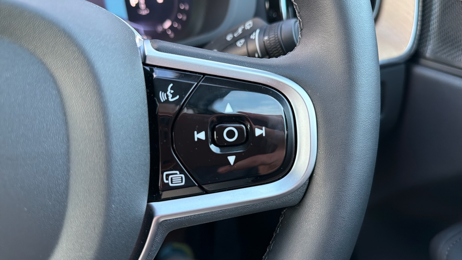 Used Volvo XC60 2025 for sale - 76835334: Photo 21