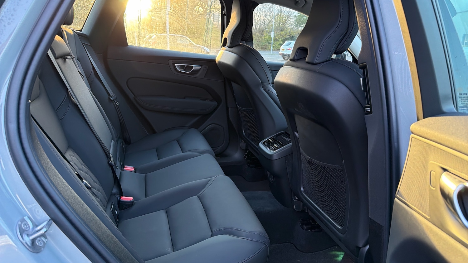 Used Volvo XC60 2025 for sale - 76835334: Photo 6