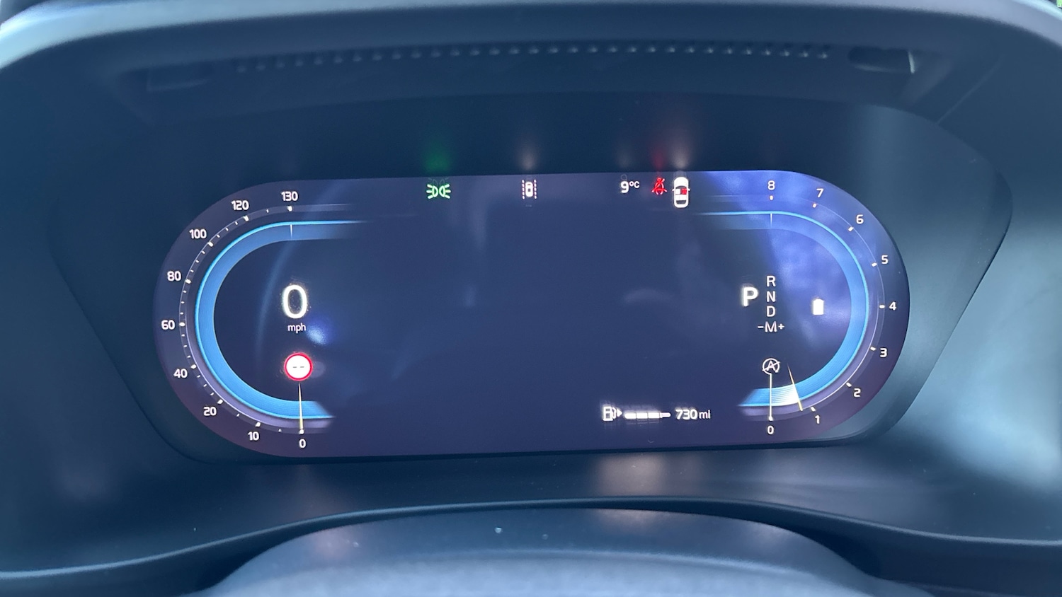 Used Volvo XC40 2025 for sale - 76653340: Photo 11