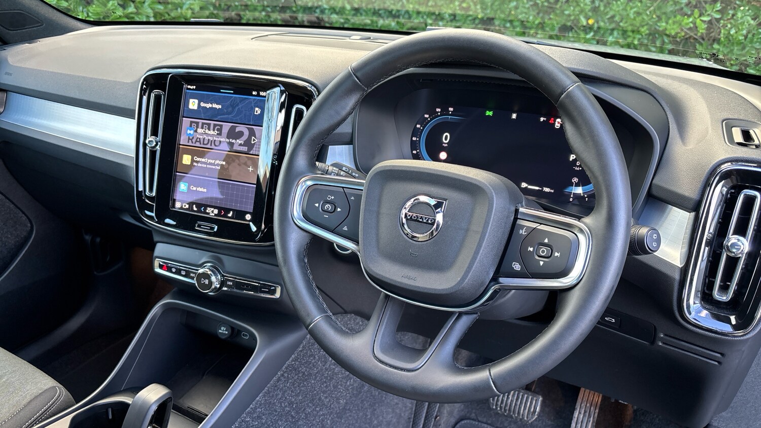 Used Volvo XC40 2025 for sale - 76653340: Photo 40