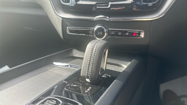 Used Volvo XC60 2021 for sale - 76045354: Photo 14