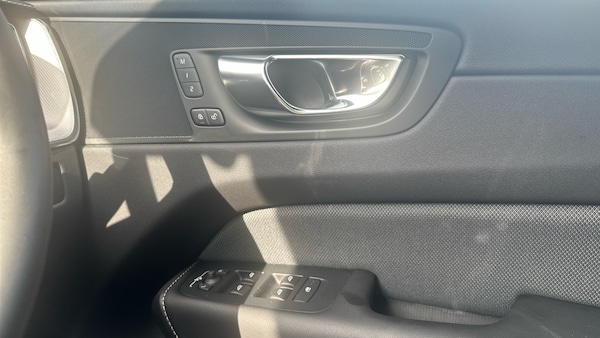 Used Volvo XC60 2021 for sale - 76045354: Photo 15