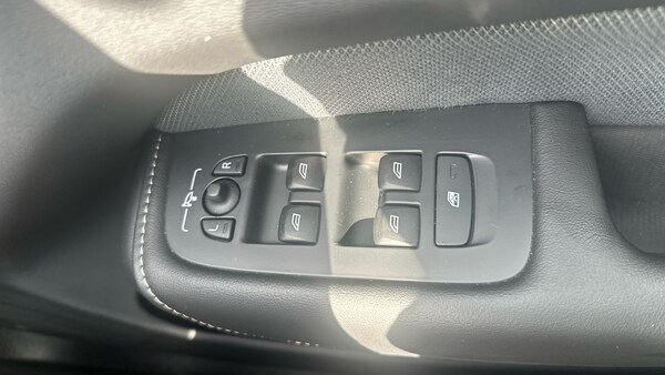 Used Volvo XC60 2021 for sale - 76045354: Photo 28